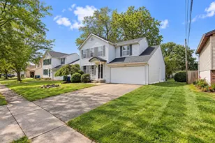 4745 Ascot Dr, Columbus, OH 43229 - Photo 3