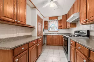 1907 Sale Rd, Columbus, OH 43224 - Photo 17