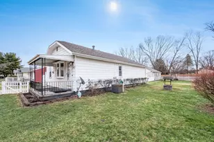1907 Sale Rd, Columbus, OH 43224 - Photo 21