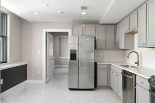 50 W Broad St, Columbus, OH 43215 - Photo 11