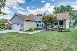 377 Lawnwood Dr, Circleville, OH 43113 - Photo 1