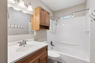 1262 Oakfield Dr S, Columbus, OH 43229 - Photo 23