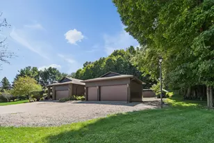 819 Briar Hill Dr, Newark, OH 43055 - Photo 47