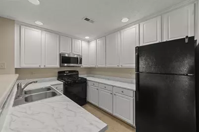 5307 Stonemeadow Avenue #F, Columbus, OH 43220 - Photo 11