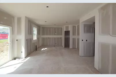 329 Merion Drive, Commercial Point, OH 43116 - Photo 9