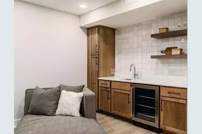 245 E Redbud Alley, Columbus, OH 43206 - Photo 65