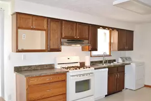 2683 Home Orchard Dr, Springfield, OH 45503 - Photo 13