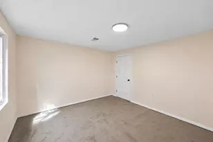 1455 E Deshler Ave E, Columbus, OH 43206 - Photo 43