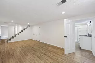 1455 E Deshler Ave E, Columbus, OH 43206 - Photo 31