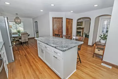 2441 Berwick Boulevard, Columbus, OH 43209 - Photo 9