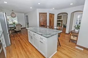 2441 Berwick Blvd, Columbus, OH 43209 - Photo 9