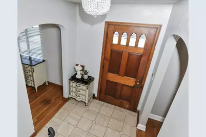 2441 Berwick Boulevard, Columbus, OH 43209 - Photo 5