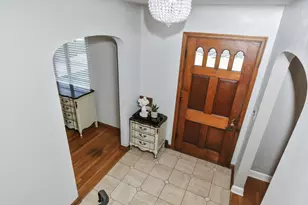 2441 Berwick Blvd, Columbus, OH 43209 - Photo 5