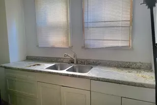 1081 Kelton Ave, Columbus, OH 43206 - Photo 7