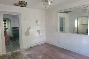 1081 Kelton Ave, Columbus, OH 43206 - Photo 5