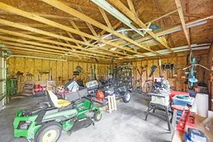 6881 Watercraft Dr, Huntsville, OH 43324 - Photo 21