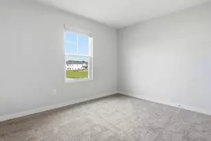 1389 Marinelli Dr E, Columbus, OH 43228 - Photo 19