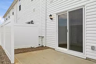 1389 Marinelli Dr E, Columbus, OH 43228 - Photo 35