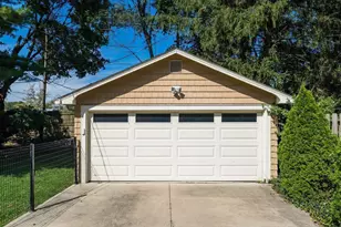 560 E N Broadway St, Columbus, OH 43214 - Photo 27