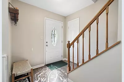 3794 Ravens Glen Drive, Columbus, OH 43221 - Photo 3