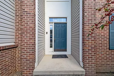 730 Montmorency Drive E, Pickerington, OH 43147 - Photo 3