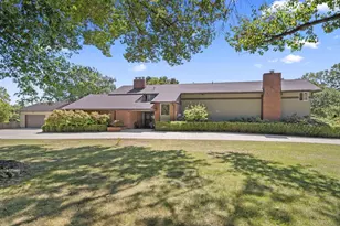 4 Club Dr, Chillicothe, OH 45601 - Photo 1