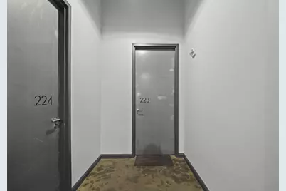 60 E Spring Street #223, Columbus, OH 43215 - Photo 9