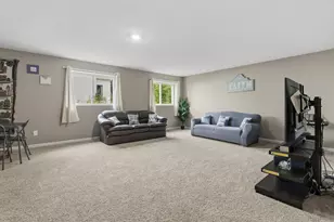 404 Colony Ridge Dr, Delaware, OH 43015 - Photo 33