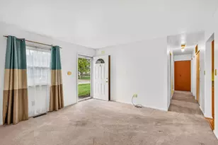 3900 Frazier Rd E, Columbus, OH 43207 - Photo 5
