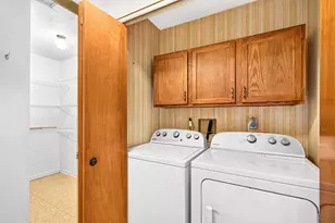 3900 Frazier Rd E, Columbus, OH 43207 - Photo 25