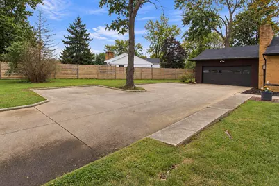 2611 Bethel Road, Columbus, OH 43220 - Photo 5