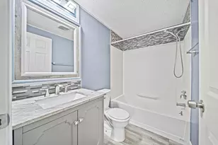2349 Warfield Dr, Grove City, OH 43123 - Photo 35