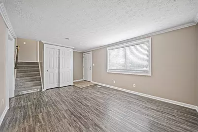 2349 Warfield Drive, Grove City, OH 43123 - Photo 9