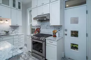1054 E Long St, Columbus, OH 43203 - Photo 11