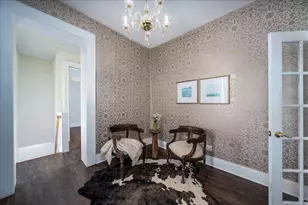 1054 E Long St, Columbus, OH 43203 - Photo 23