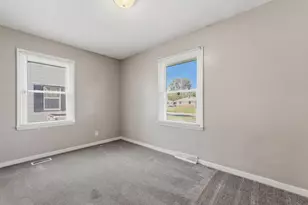 1713 Huy Rd, Columbus, OH 43224 - Photo 15