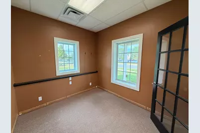 1392 Rawlings Street, Washington Court House, OH 43160 - Photo 15