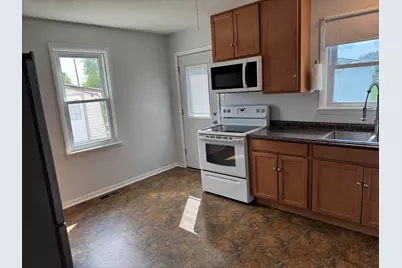 321 Ely Street, Washington Court House, OH 43160 - Photo 7