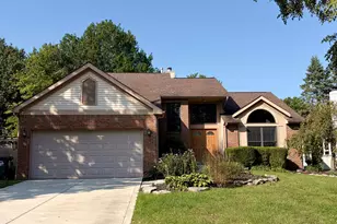 394 Meadow View Dr, Powell, OH 43065 - Photo 1