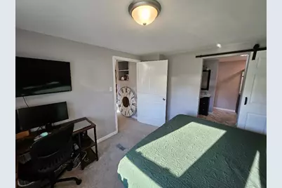 6654 Pied Piper Parkway, Paint Township, OH 45133 - Photo 11