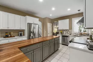 403 Ashmoore Cir E, Powell, OH 43065 - Photo 19