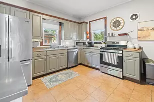 517 N 10th St, Cambridge, OH 43725 - Photo 5