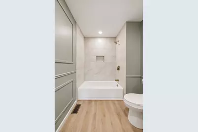 1465 Genessee Avenue, Columbus, OH 43211 - Photo 25