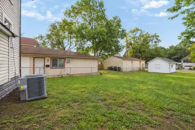 1465 Genessee Avenue, Columbus, OH 43211 - Photo 33