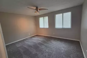 5225 Wolf Run, Columbus, OH 43230 - Photo 9