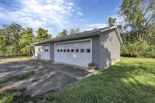 6409 Winchester Southern Rd, Stoutsville, OH 43154 - Photo 43