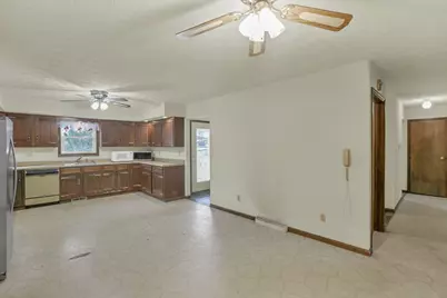 6409 Winchester Southern Road, Stoutsville, OH 43154 - Photo 15