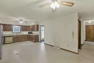 6409 Winchester Southern Rd, Stoutsville, OH 43154 - Photo 15