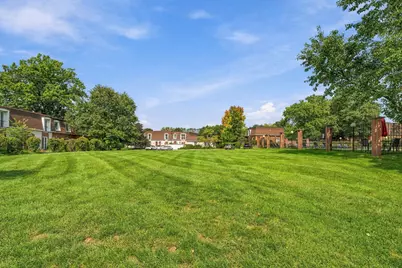 2811 Chateau Circle S #36, Upper Arlington, OH 43221 - Photo 47