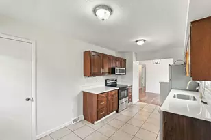 341 N Grener Ave, Columbus, OH 43228 - Photo 23